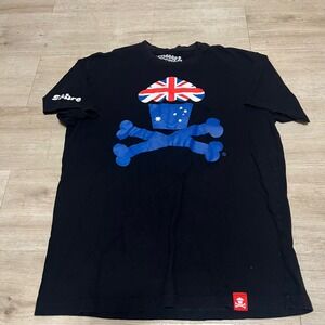 Johnny Cupcakes Great Britain Union Jack Flag in Logo Black Shirt Men's Sz L